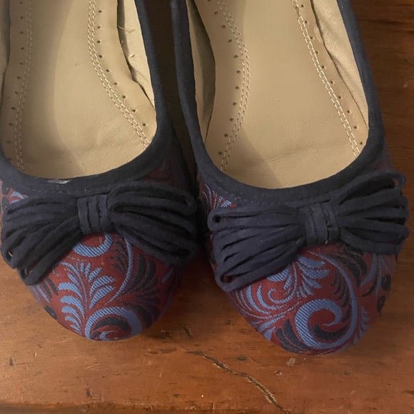 Hush puppies tapestry flats size 6.5W - Picture 2 of 3